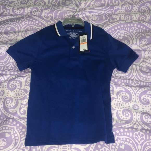 Boys size 7 Tommy Hilfiger polo shirt. - Picture 1 of 3